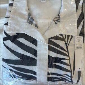 Chico’s Size .5 (6-8) Palm Tunic Half Button Shirt